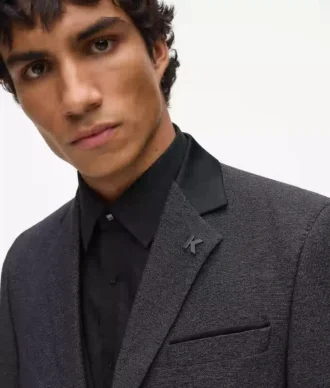 Blazer à col en satin
