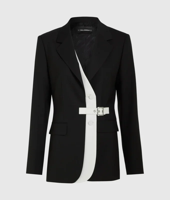 Blazer à revers contrastés et ceinture