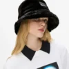 Bonnet en fausse fourrure