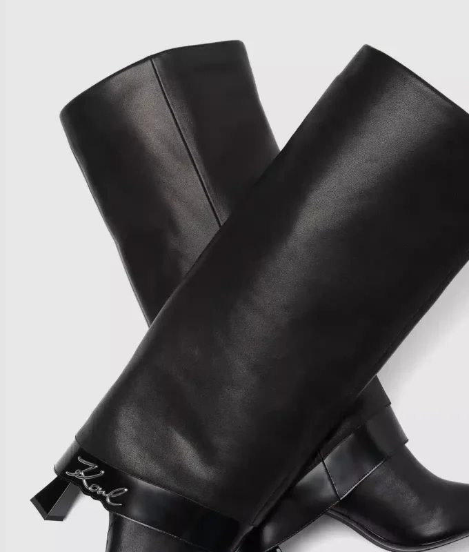 Bottes hautes à revers Debutante Bottes hautes à revers Debutante