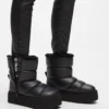 Bottes mi-mollet rembourrées