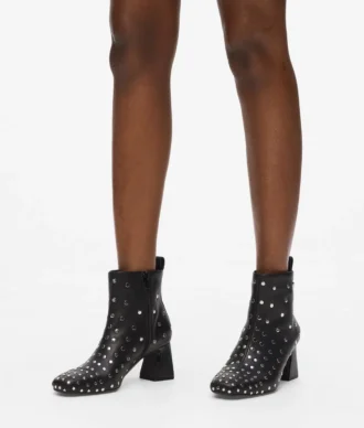 Bottines cloutées Beata