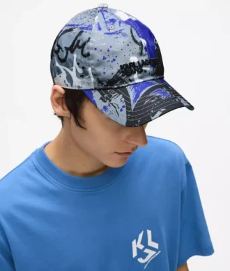 Casquette à imprimé graffiti