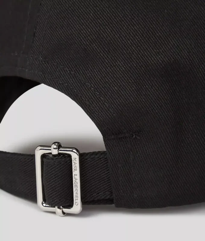 CASQUETTE RUE ST-GUILLAUME CASQUETTE RUE ST-GUILLAUME