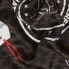 Écharpe Ikon Monogram avec tampons de voyage Écharpe Ikon Monogram avec tampons de voyage