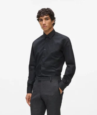 Chemise à boutons carrés