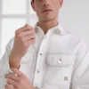 CHEMISE À COUTURES CONTRASTÉES