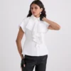 CHEMISE À MANCHES COURTES ET VOLANTS CHEMISE À MANCHES COURTES ET VOLANTS