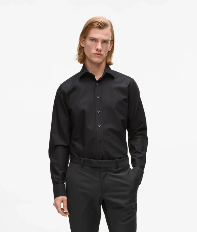 Chemise noire classique Chemise noire classique