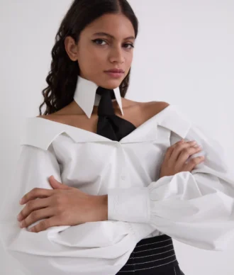 CHEMISE À ÉPAULES DÉNUDÉES