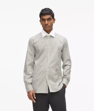 Chemise à rayures et col contrasté