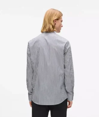Chemise à rayures et col contrasté
