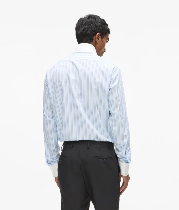 Chemise à rayures et col contrasté
