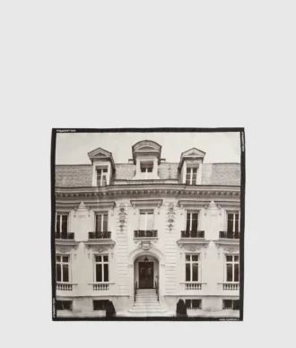 Foulard en soie Maison de Karl