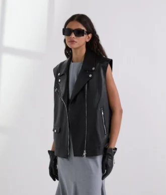 GILET EN SIMILI CUIR