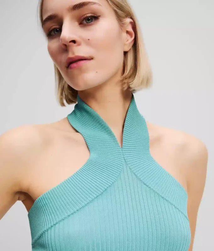 HALTER TOP EN MAILLE HALTER TOP EN MAILLE