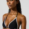Haut de bikini triangle festonné Haut de bikini triangle festonné