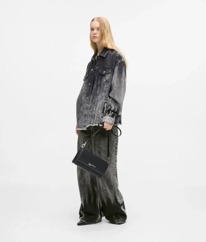 Jean large taille basse délavé Jean large taille basse délavé