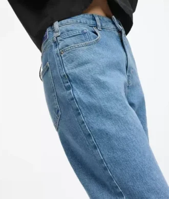 Jean mom