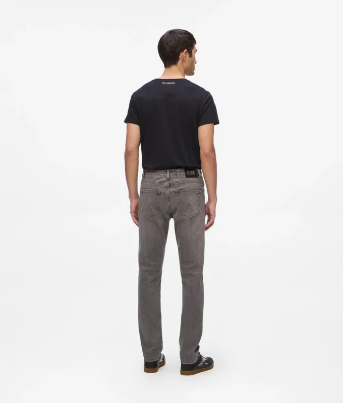 JEANS CLASSIQUES JEANS CLASSIQUES