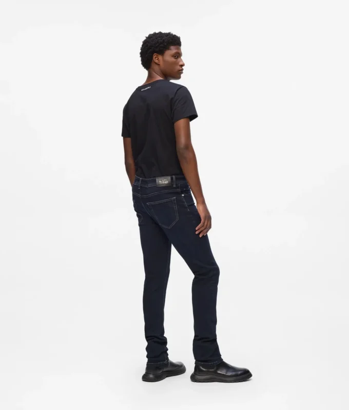 JEANS CLASSIQUES JEANS CLASSIQUES