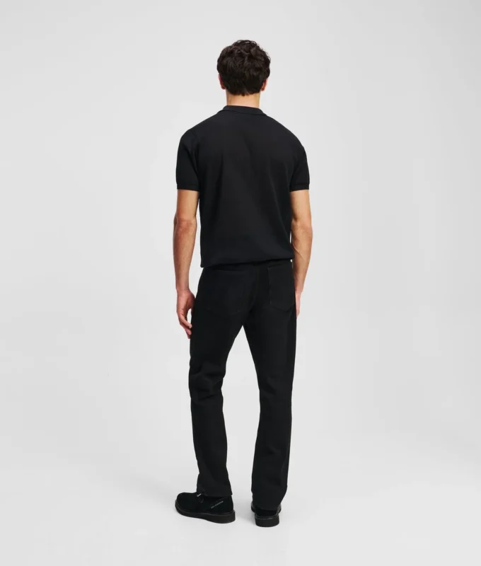 JEANS CONICES AVEC DÉTAIL ZIP JEANS CONICES AVEC DÉTAIL ZIP