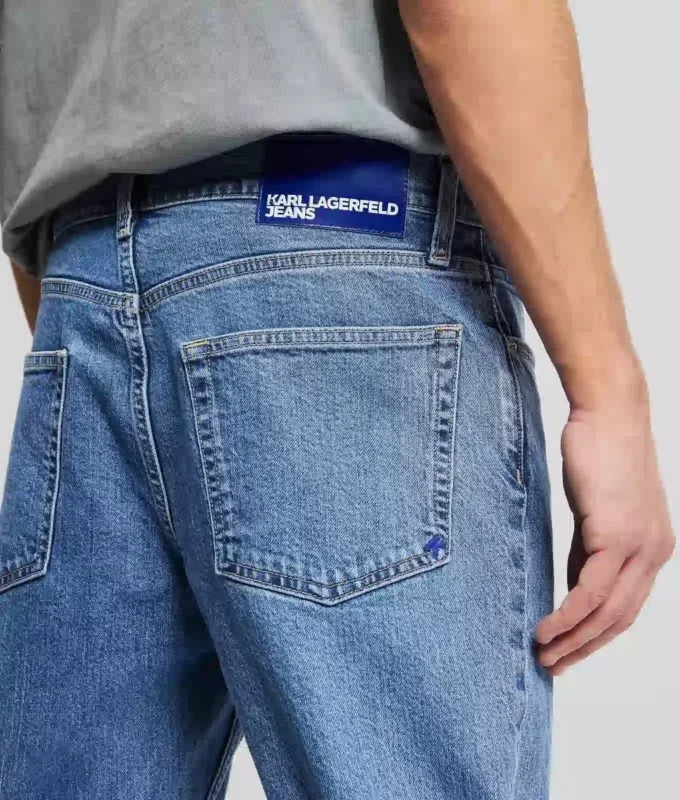 JEANS DROITS JEANS DROITS