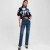 JEANS DROITS À TAILLE HAUTE ET OURLET FENDU JEANS DROITS À TAILLE HAUTE ET OURLET FENDU