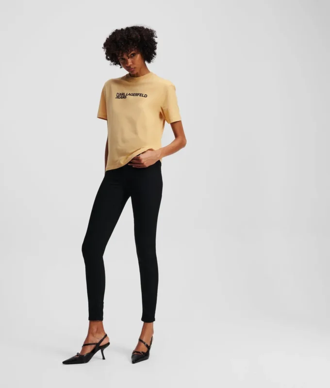 JEANS SKINNY À TAILLE HAUTE JEANS SKINNY À TAILLE HAUTE