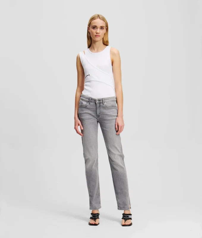 JEANS SLIM À TAILLE MOYENNE ET OURLET FENDU JEANS SLIM À TAILLE MOYENNE ET OURLET FENDU