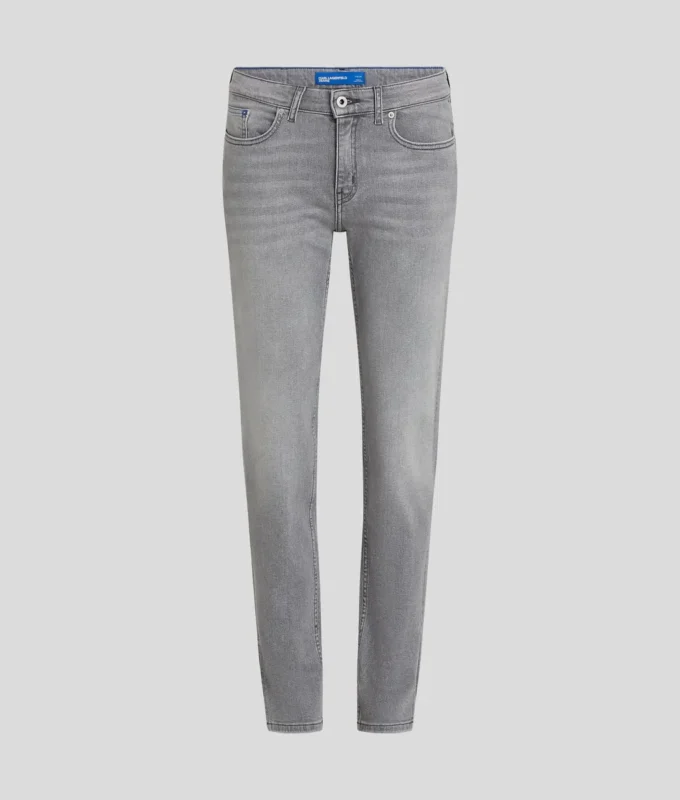 JEANS SLIM À TAILLE MOYENNE ET OURLET FENDU JEANS SLIM À TAILLE MOYENNE ET OURLET FENDU