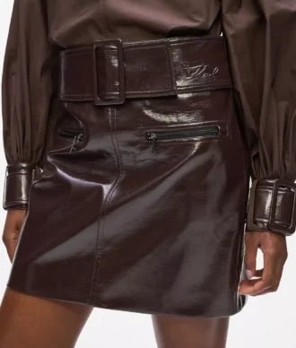 Jupe en simili cuir verni