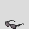 LUNETTES DE SOLEIL SIGNÉES À DÉCOUPES LUNETTES DE SOLEIL SIGNÉES À DÉCOUPES