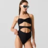 MAILLOT DE BAIN BANDEAU CÔTELÉ MAILLOT DE BAIN BANDEAU CÔTELÉ