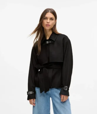 Manteau court en laine mélangée