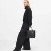 Mini sac cabas avec logo métallique Mini sac cabas avec logo métallique