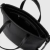 Mini sac cabas avec logo métallique Mini sac cabas avec logo métallique