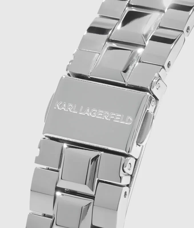 MONTRE ORNÉE DE CRISTAUX MONTRE ORNÉE DE CRISTAUX