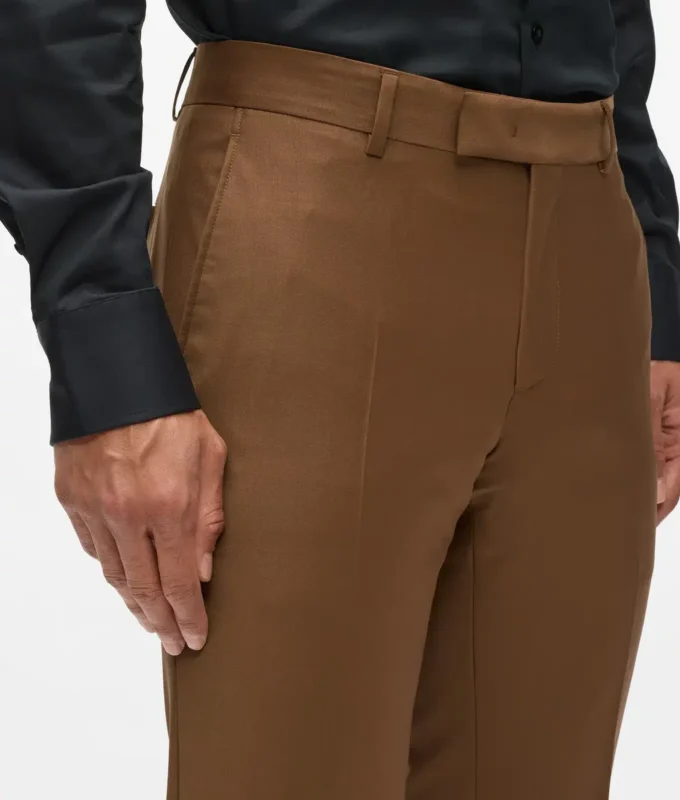 Pantalon ajusté