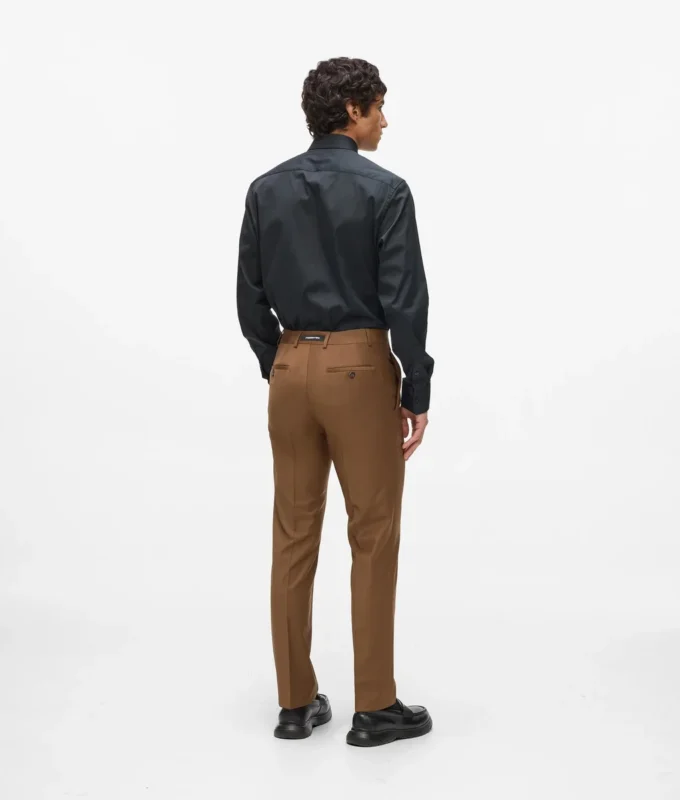 Pantalon ajusté