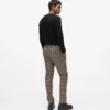 Pantalon ajusté à carreaux Pantalon ajusté à carreaux