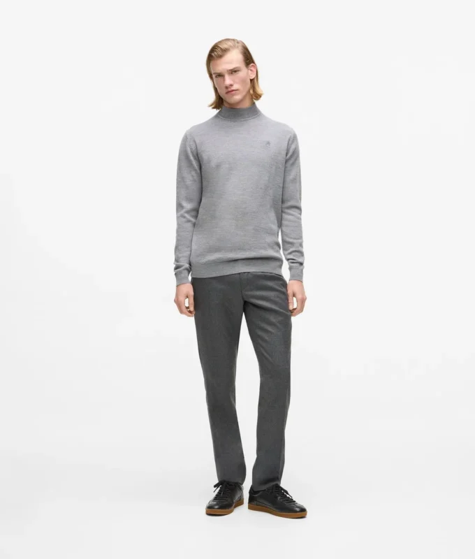 Pantalon ajusté à jambes droites