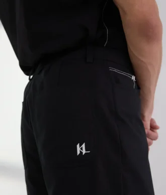PANTALON À COUTURES CONTRASTÉES