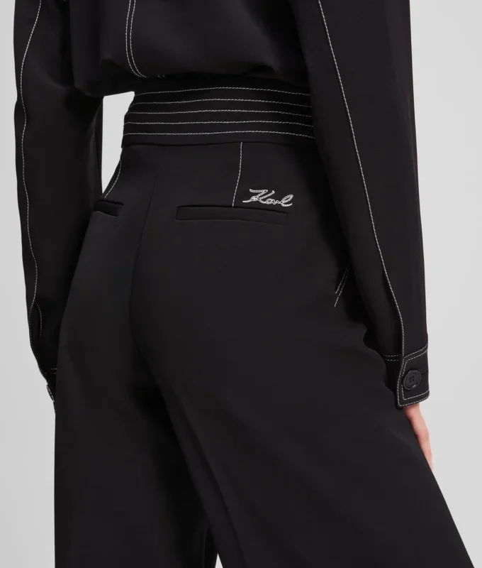 PANTALON À COUTURES CONTRASTÉES