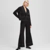 PANTALON À COUTURES CONTRASTÉES