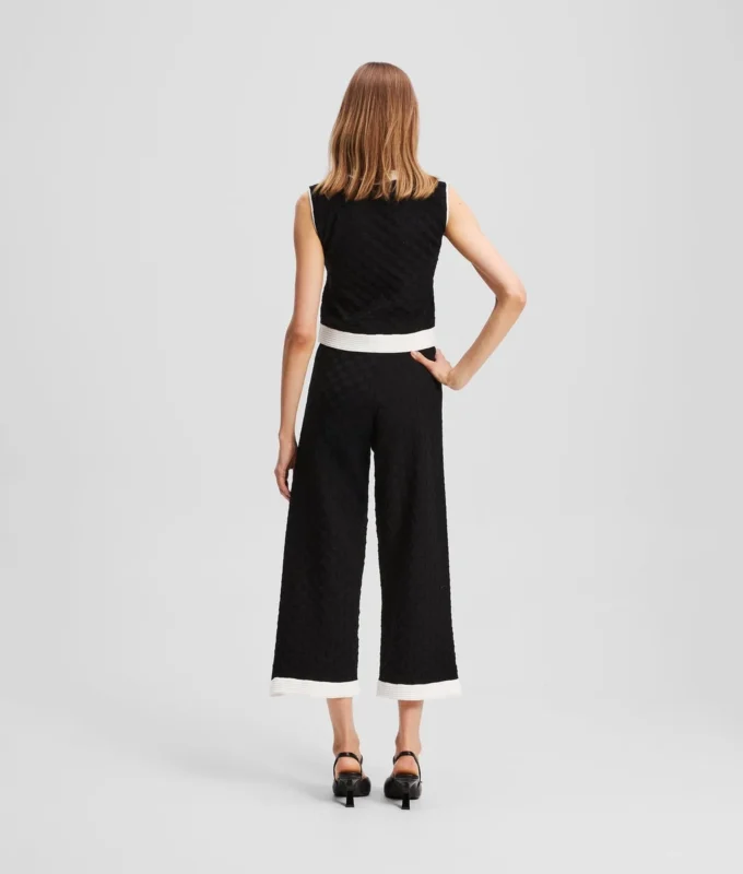 PANTALON EN MAILLE À Passepoil contrasté PANTALON EN MAILLE À Passepoil contrasté