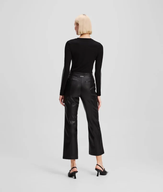 PANTALON EN SIMILI CUIR PANTALON EN SIMILI CUIR