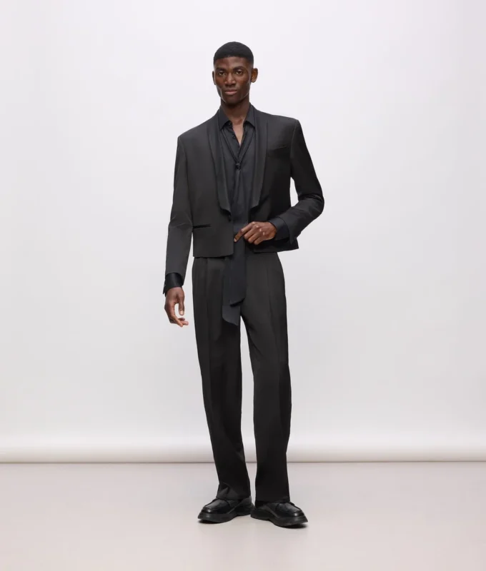 Pantalon KL Studio avec détails en satin Pantalon KL Studio avec détails en satin