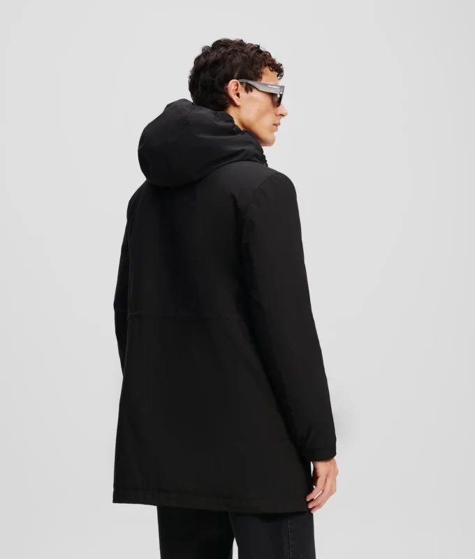 PARKA À CAPUCHE ULTRA LÉGÈRE PARKA À CAPUCHE ULTRA LÉGÈRE