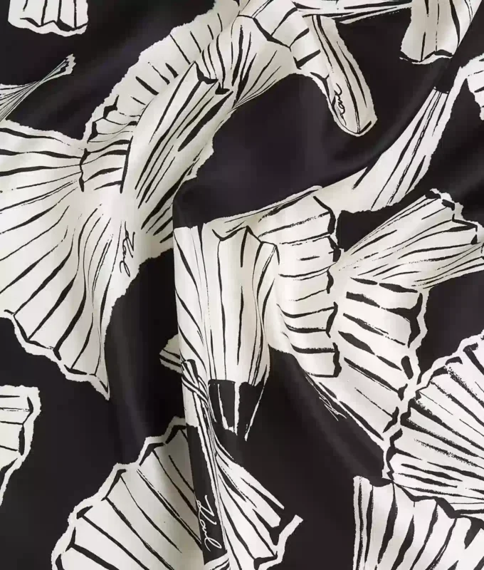 Petit foulard éventail K/Signature Petit foulard éventail K/Signature